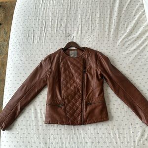 Bata leather jacket in brown color